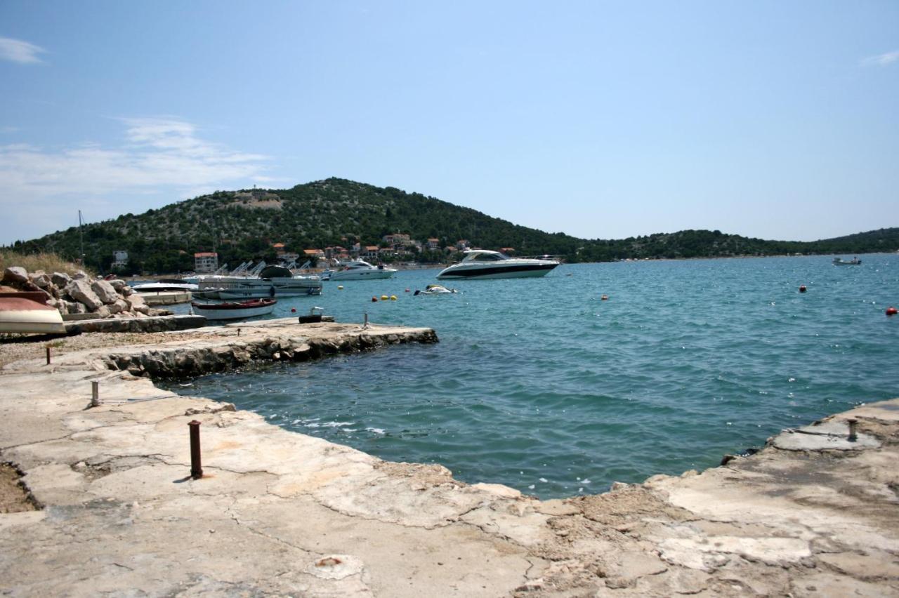 Apartments By The Sea Tisno, Murter - 5141 Esterno foto